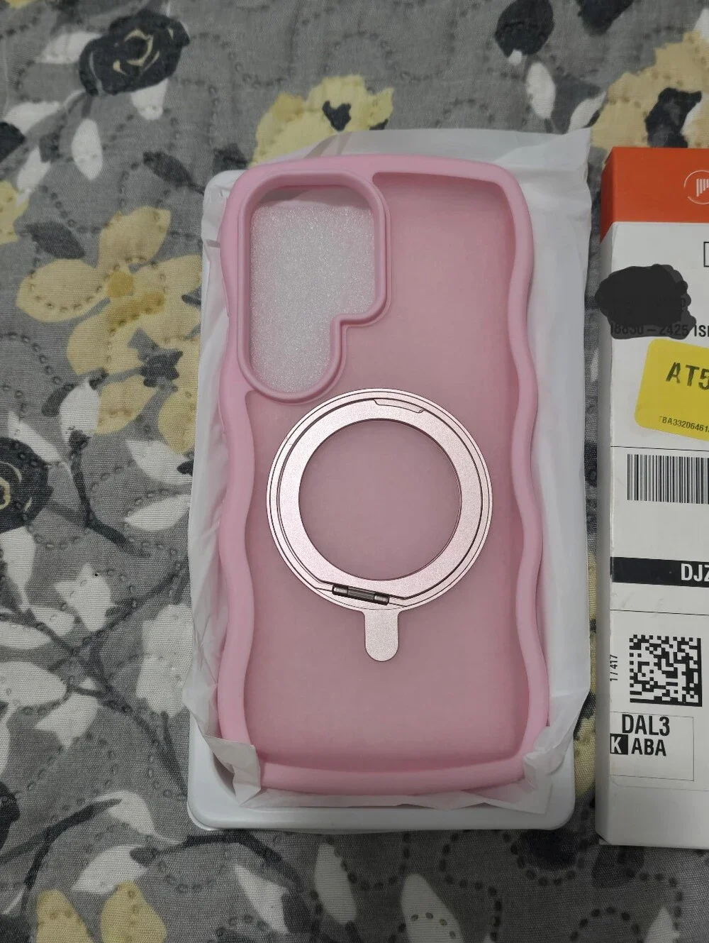Cute Wavy Rugged Case for Samsung Galaxy S26 Ultra Phone
